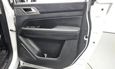 KG_Mobility_Ssangyong Rexton 2019, 84104 км, за 10774.73 USD - фото 29