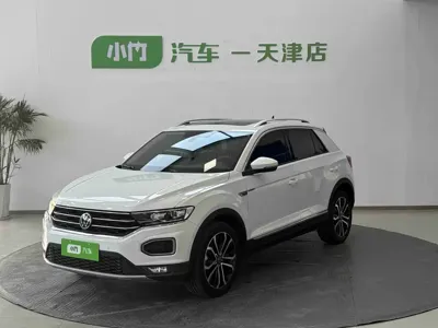 Volkswagen T-Roc · 2022 год