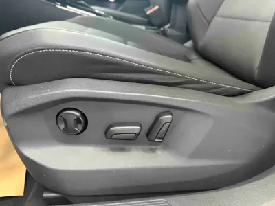 Volkswagen T-Roc 2022, 27000 км, за 17854.66 USD - фото 15