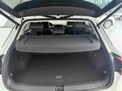 Volkswagen T-Roc 2022, 27000 км, за 17854.66 USD - фото 17