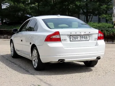 Volvo S80 2011, 139726 км, за 3516.31 USD