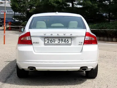 Volvo S80 2011, 139726 км, за 3516.31 USD