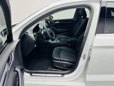 Audi A3 2020, 67000 км, за 10019.27 USD - фото 7