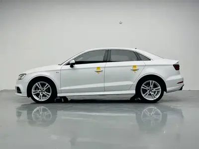 Audi A3 2020, 67000 км, за 10019.27 USD - фото 11