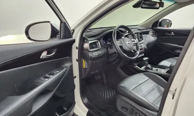 Kia Sorento 2018, 73251 км, за 12957.66 USD - фото 10