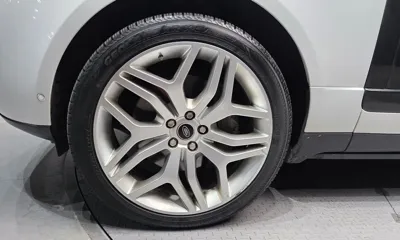 Land Rover Range Rover 2017, 132521 км, за 22794.84 USD