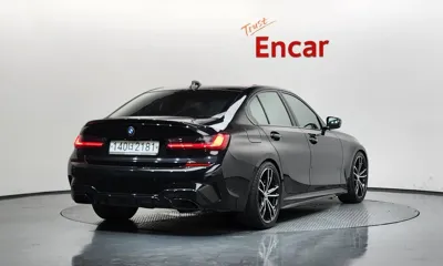 BMW 3-Series 2019, 99118 км, за 20999.08 USD