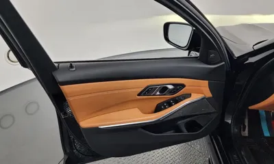 BMW 3-Series 2019, 99118 км, за 20830.88 USD - фото 24