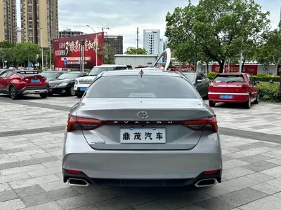 Toyota Avalon 2024, 27000 км, за 18417.82 USD