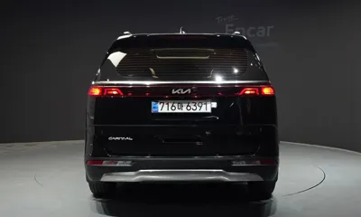 Kia Canival 2023, 49255 км, за 19364.58 USD