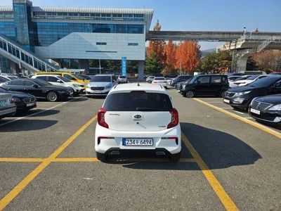 Kia Morning 2021, 55088 км, за 4618.43 USD