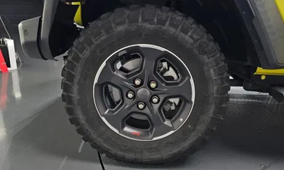 Jeep Gladiator 2023, 33856 км, за 30083.99 USD