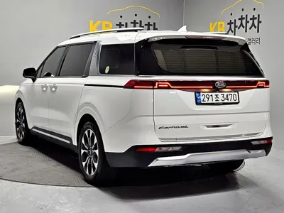 Kia Canival 2021, 35368 км, за 19500.28 USD