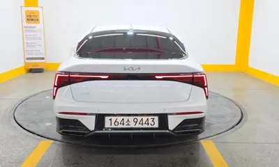 Kia K5 2025, 7441 км, за 24784.86 USD