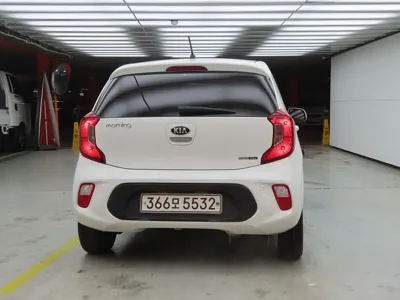 Kia Morning 2017, 122884 км, за 2775.02 USD