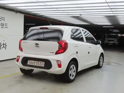 Kia Morning 2017, 122884 км, за 2775.02 USD