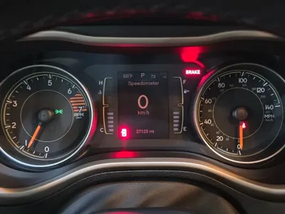 Jeep Cherokee 2016, 43651 км, за 6236.05 USD - фото 10
