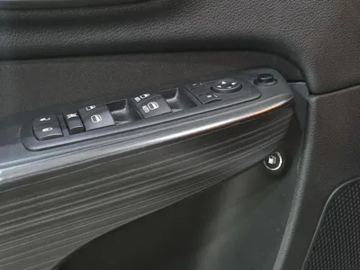 Jeep Cherokee 2016, 43651 км, за 6236.05 USD - фото 15