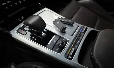 Kia Stinger 2019, 98750 км, за 10439.38 USD - фото 9