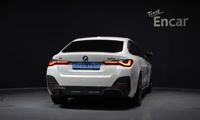 BMW i4 2023, 46912 км, за 30983.33 USD