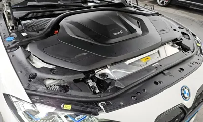 BMW i4 2023, 46912 км, за 30983.33 USD - фото 6