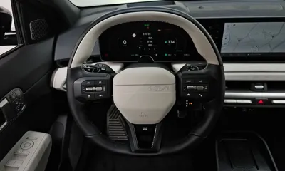 Kia EV4 2026, 1246 км, за 25931.21 USD - фото 13
