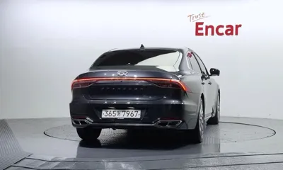 Hyundai Grandeur 2020, 75925 км, за 15239.09 USD