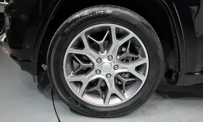 Jeep Cherokee 2020, 110635 км, за 13846.45 USD