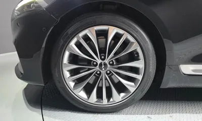 Kia K9 2023, 63353 км, за 24287.78 USD