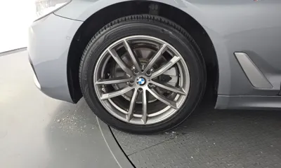 BMW 5-Series 2018, 166286 км, за 12880.57 USD