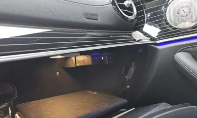Mercedes-Benz E-Class 2023, 14790 км, за 37116.61 USD - фото 32