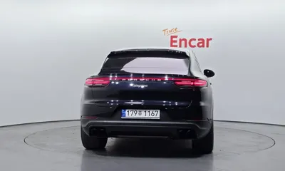 Porsche Cayenne 2022, 17081 км, за 74991.73 USD