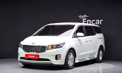 Kia Canival · 2017 год