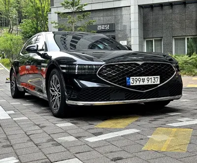Genesis G90 · 2022 год