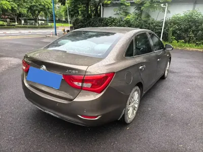 Buick Excelle 2017, 80000 км, за 3501.99 USD