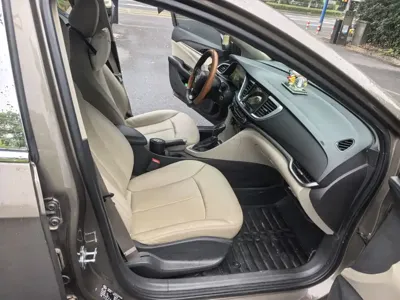 Buick Excelle 2017, 80000 км, за 3501.99 USD - фото 9
