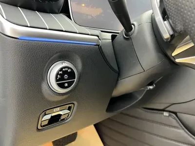 Mercedes-Benz C-Class 2025, 16000 км, за 31459.07 USD - фото 7