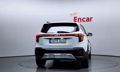 Kia Seltos 2023, 33731 км, за 16588.62 USD
