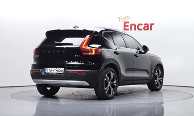 Volvo XC40 2022, 92288 км, за 16345.02 USD