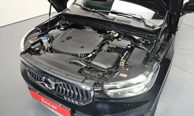 Volvo XC40 2022, 92288 км, за 16345.02 USD - фото 6