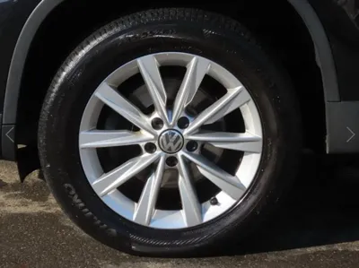 Volkswagen Tiguan 2015, 125177 км, за 4923.2 USD - фото 20