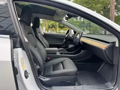 Tesla Model 3 2020, 70000 км, за 16332.82 USD - фото 6