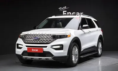 Ford Explorer · 2020 год