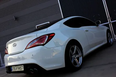 Hyundai Genesis 2010, 151328 км, за 3931.28 USD