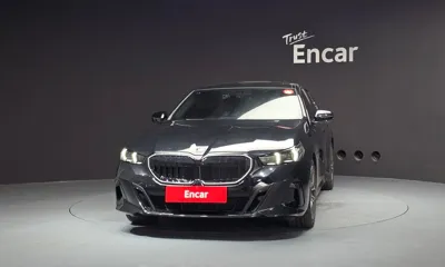 BMW 5-Series 2026, 8997 км, за 51940.44 USD