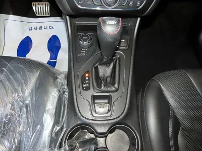 Jeep Cherokee 2019, 69546 км, за 7942.76 USD - фото 12