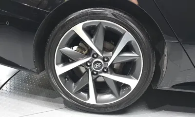 Hyundai Sonata 2023, 105221 км, за 11684.39 USD