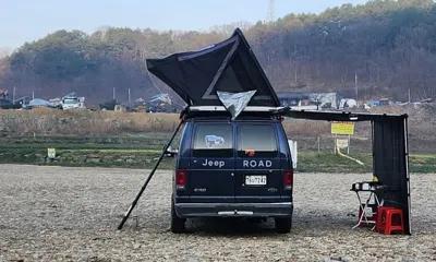 Ford E-Series · 2003 год