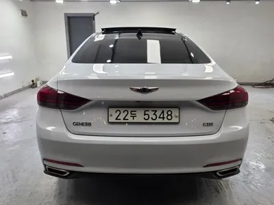 Hyundai Genesis 2014, 141400 км, за 8192.93 USD
