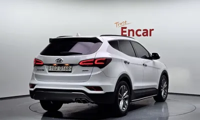 Hyundai Santafe 2017, 102915 км, за 9780.75 USD